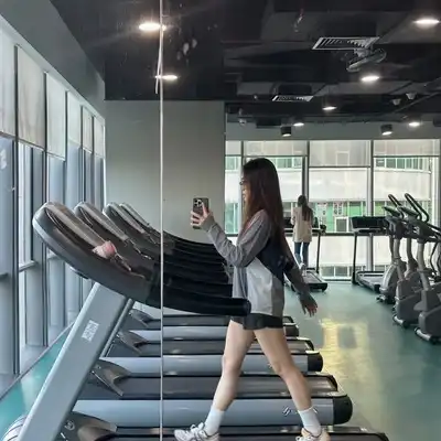 江浩铭
